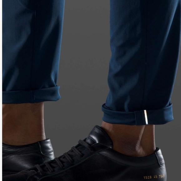 Lululemon ABC Pant Slim *Warpstreme. 30" inseam. Blue "True navy". Size 31. - Picture 3 of 14